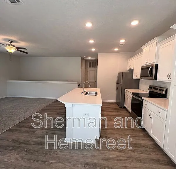 5055 Mimosa Dr #5055 MIMOSA DR — Photo 6
