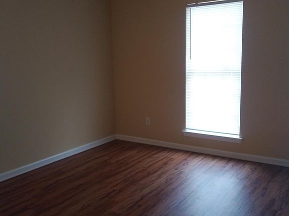 3rd image of 7528 Heronwood Ln