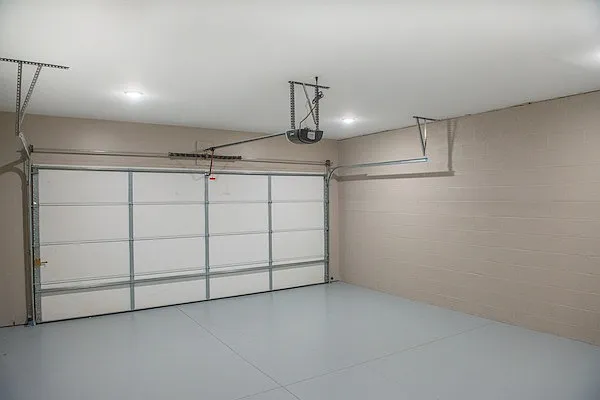 2203 Sutherland Ave — Photo 12