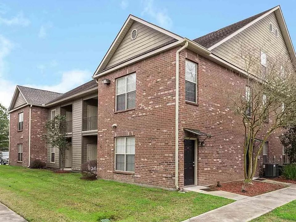 1st image of 7300 Burbank Dr APT 45