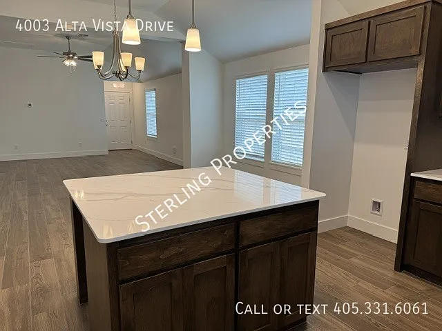 4003 Alta Vista Dr — Photo 15