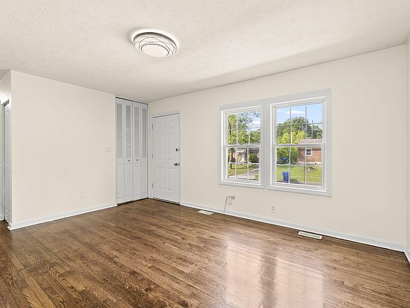 5th image of 1252 Hot Springs Ct