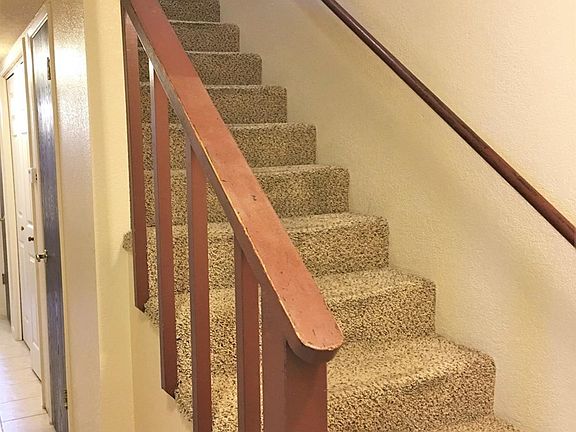 2nd image of 518 California St APT 10