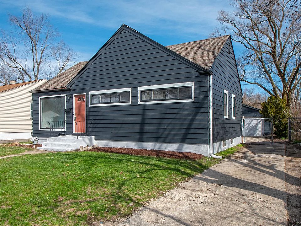 1st image of 4212 E 11th Pl