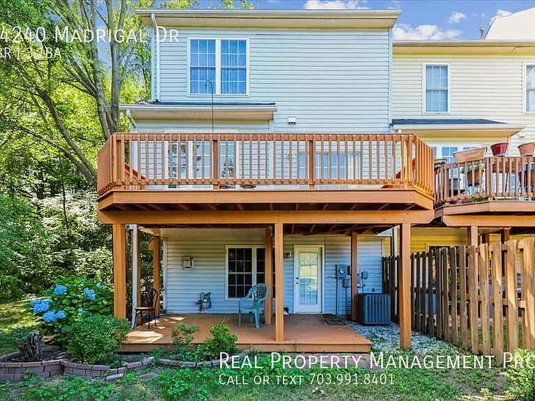 14240 Madrigal Dr — Photo 5