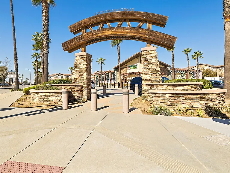 Mountain View (San Dimas) — Photo 20