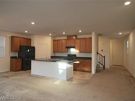 5th image of 9161 Cocowoods Pl