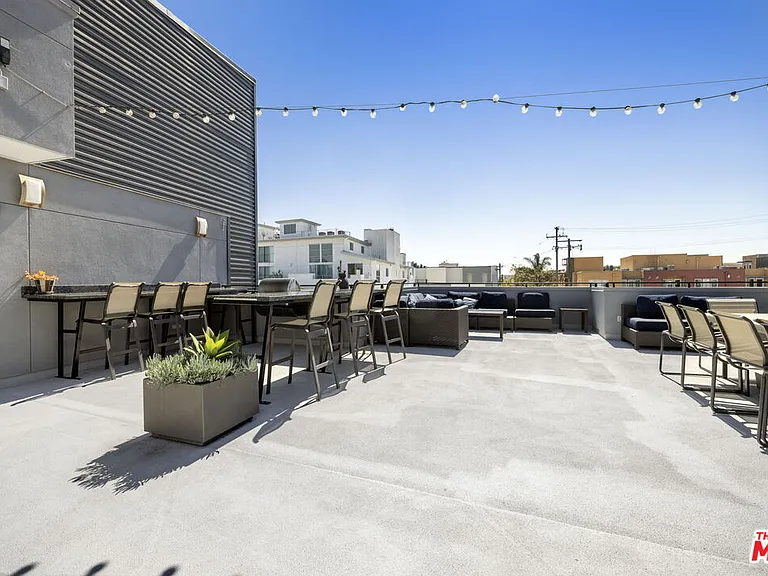 13337 Beach Ave #406 — Photo 21