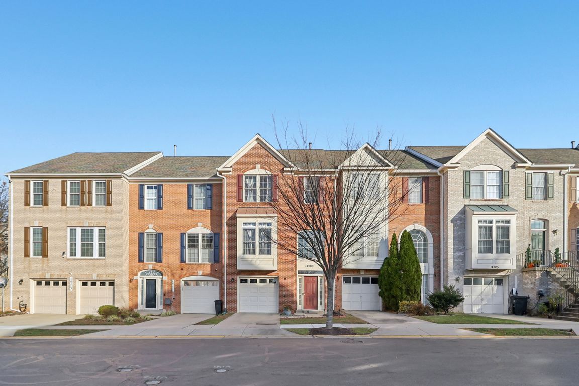 Parker Farm Way-S0212-001.jpg