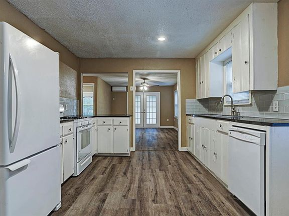5th image of 4217 Alabama Ave