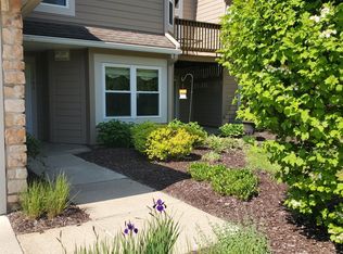 1700 Coburn Ct, Ann Arbor, MI 48108