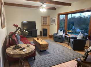 1075 Wayzata Blvd W, Long Lake, MN 55356