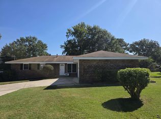 416 Hedlund Dr, Warner Robins, GA 31088