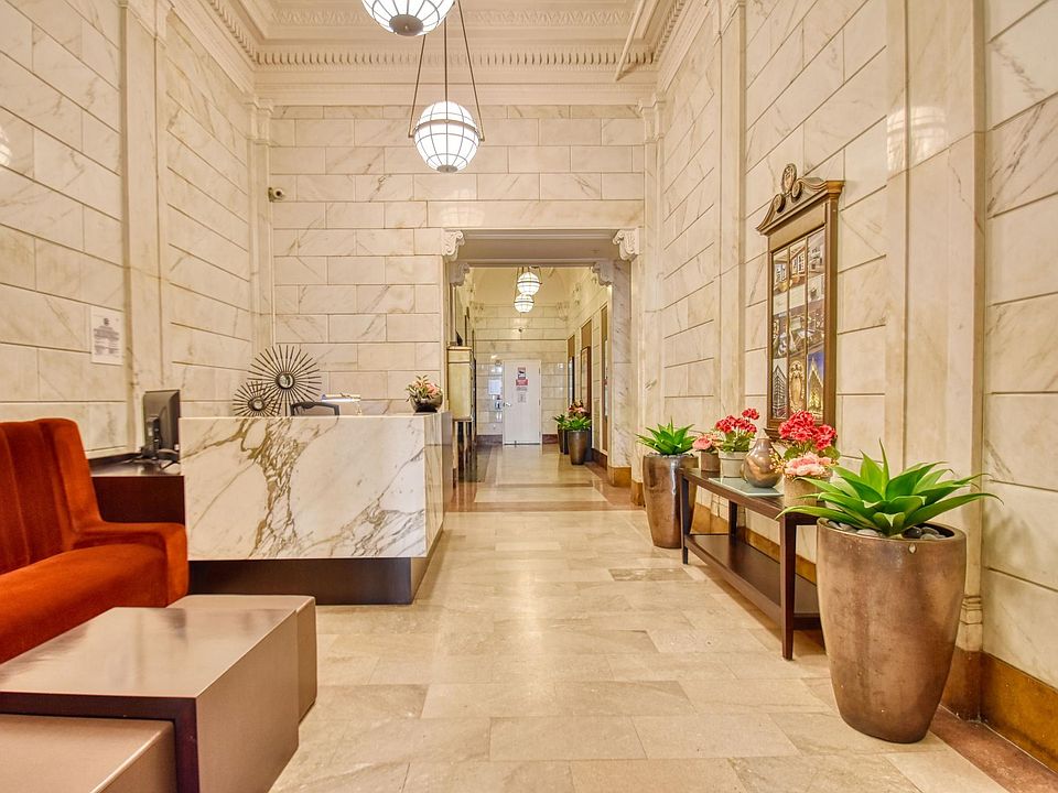 1st image of 756 S Spring St #1B-1Ba-662Sqft