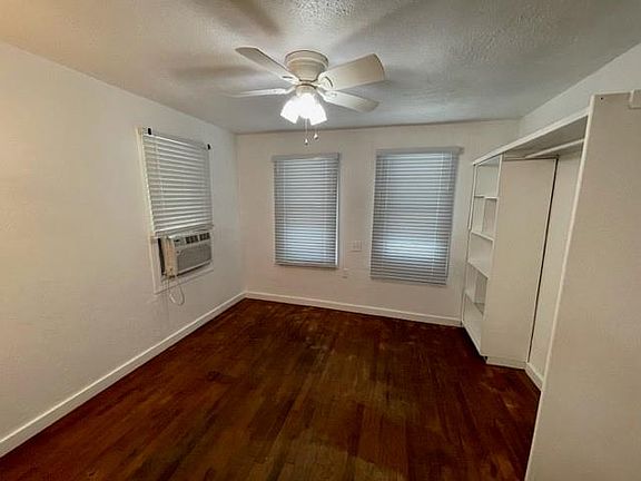 5th image of 415 S Carter Ave