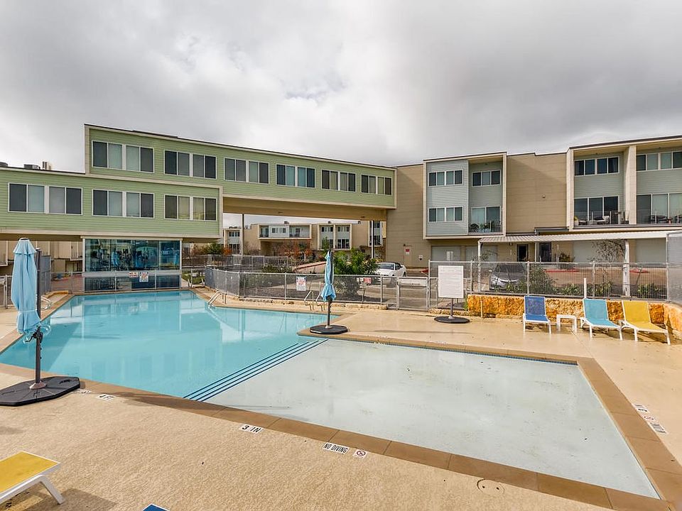1st image of 604 N Bluff Dr Unit 137