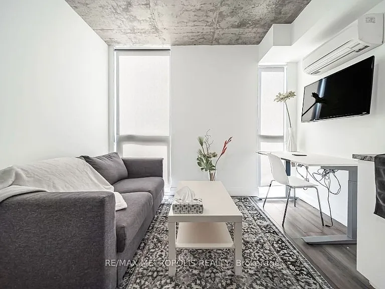 1900 Simcoe St N #413 — Photo 13