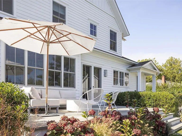 400 Youngs Rd — Photo 28