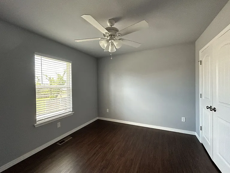 624 N 6th St #2 — Photo 24