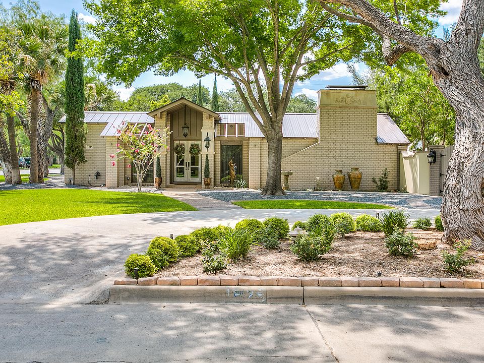 1st image of 1525 Paseo De Vaca St