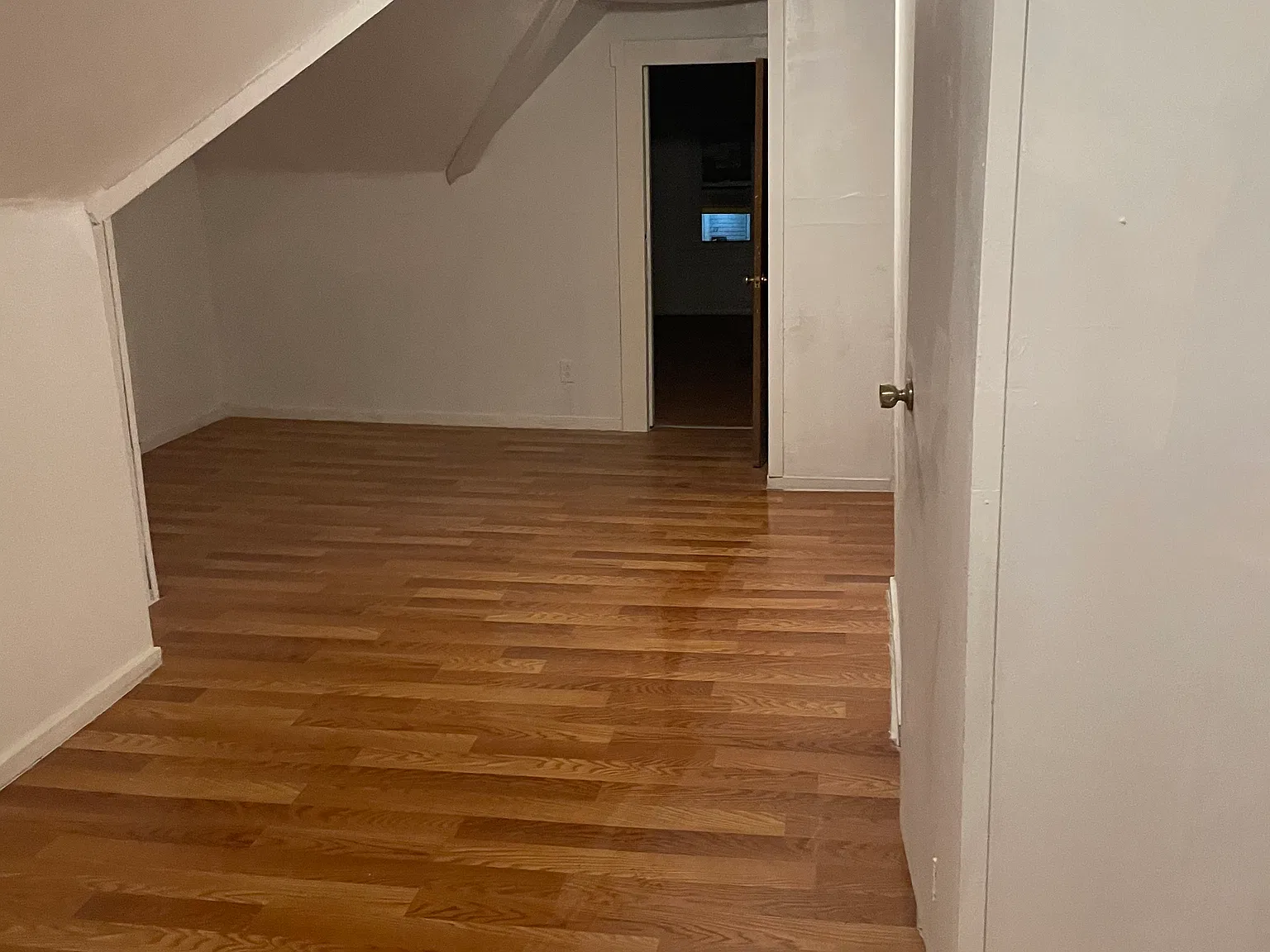 8 Flower St — Photo 3