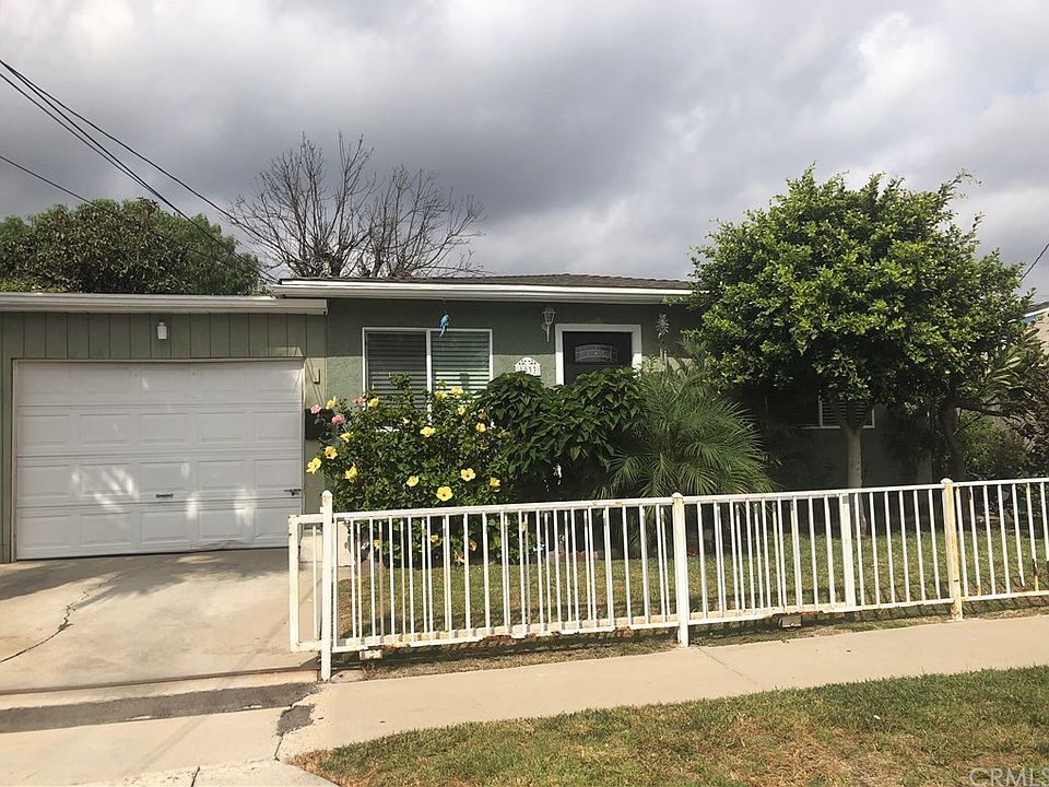 1st image of 1033 W 121st St