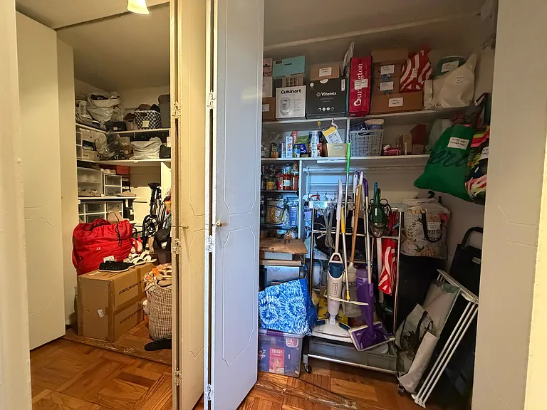 10 Lake St — Photo 9