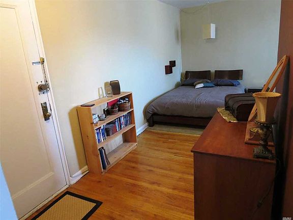 4th image of 75-20 113th St APT 5B