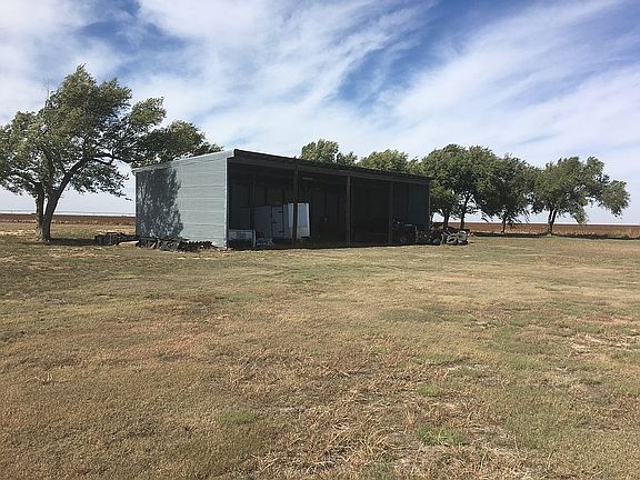 Shed 23 x 61