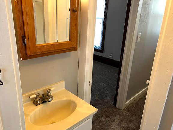 5th image of 405 E Monroe St #Street1