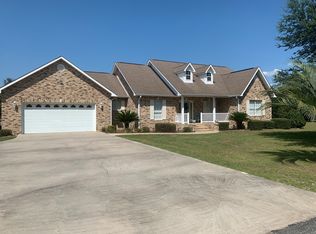 71 Dogwood Dr, Hoboken, GA 31542