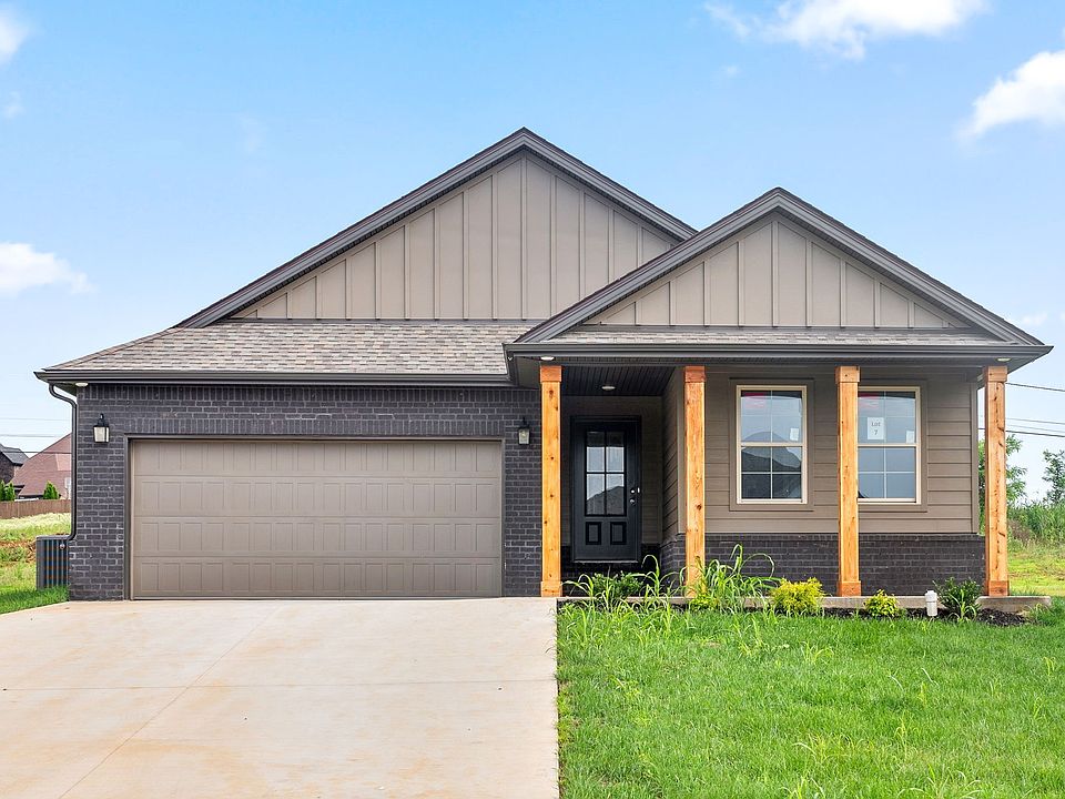 1st image of 325 Frontier Dr Lot 7