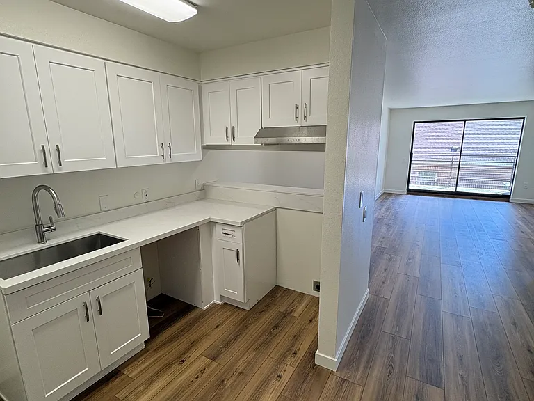 3622 California Ave SW #201 — Photo 3