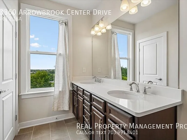 13360 Arrowbrook Centre Dr — Photo 23