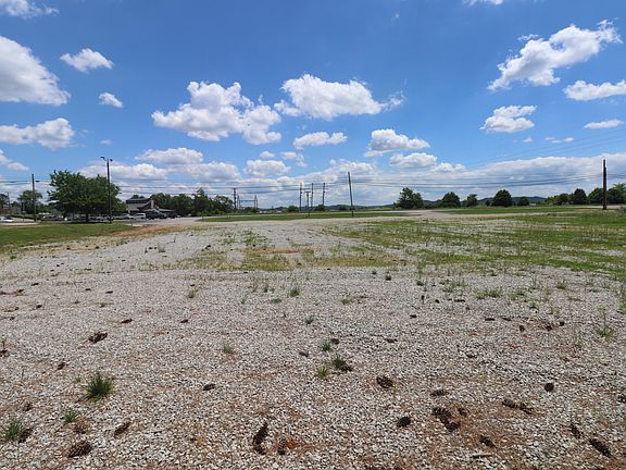 3rd image of 3002 S Highway 27