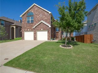 8340 Blue Periwinkle Ln, Fort Worth, TX 76123