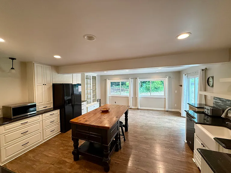 3360 Oklahoma Ct — Photo 17