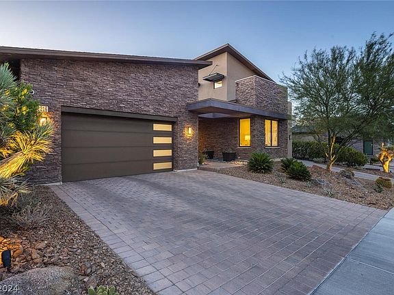 3rd image of 2216 Ledge Rock Ln