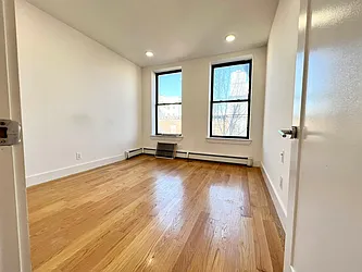 Rented by EastMount Realty LLC