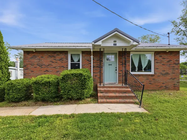 305 Franklin St, Cowan, TN 37318