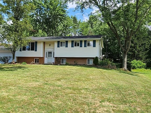 2nd image of 9051 Seminole Ln