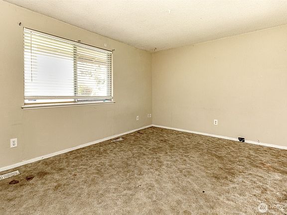 5th image of 8317 S Sheridan Avenue