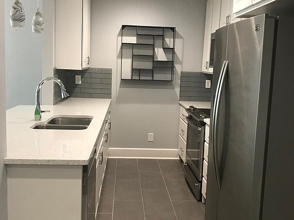 Kitchen features good countertop space & Cherrywood cabinets