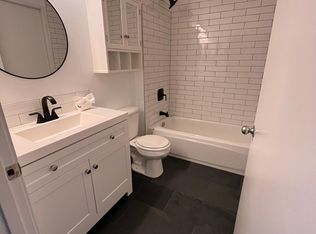 4409 California Ave SW APT 202, Seattle, WA 98116