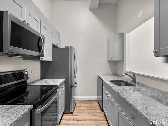 2nd image of 196 Crown Street #507