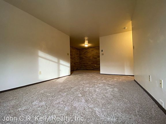 3rd image of 100 Kellywood Mnr #108