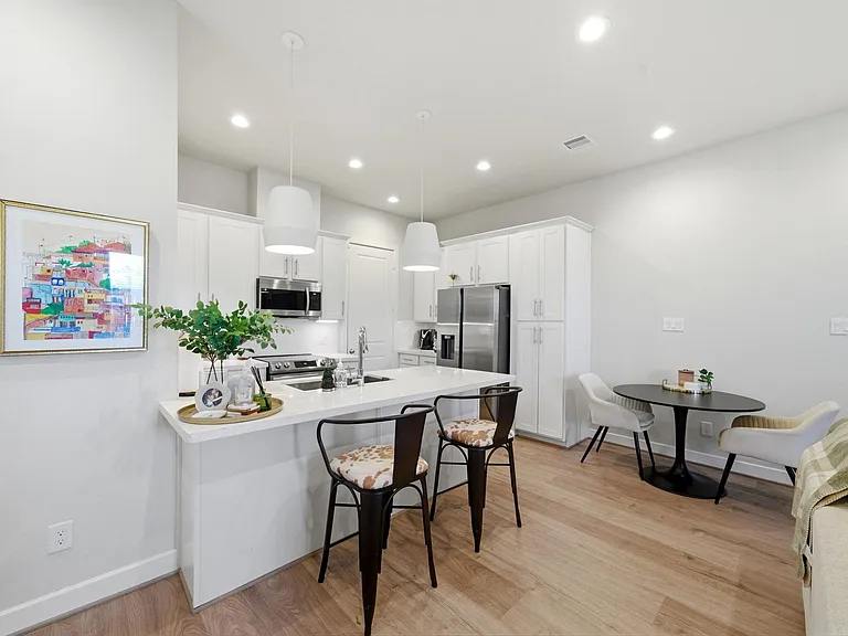 5929 Haring Ln — Photo 10