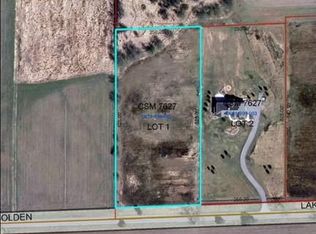 39796 Golden Lake Park Rd, Oconomowoc, WI 53066