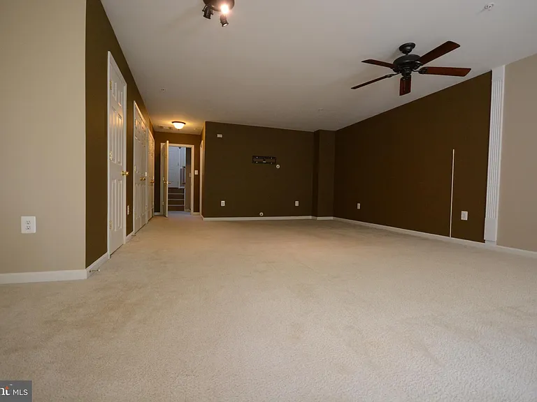 421 Green Fern Cir — Photo 18