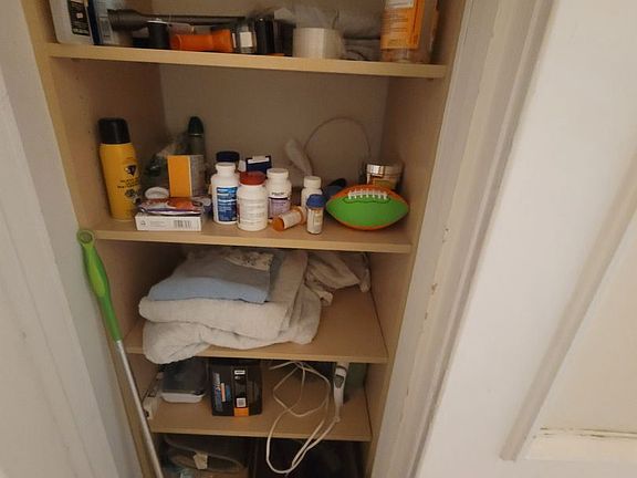 2nd image of 2312 E Park Pl #11276713
